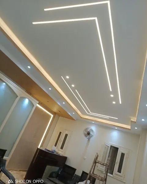 Gypsum ceilings with linear lighting — detail