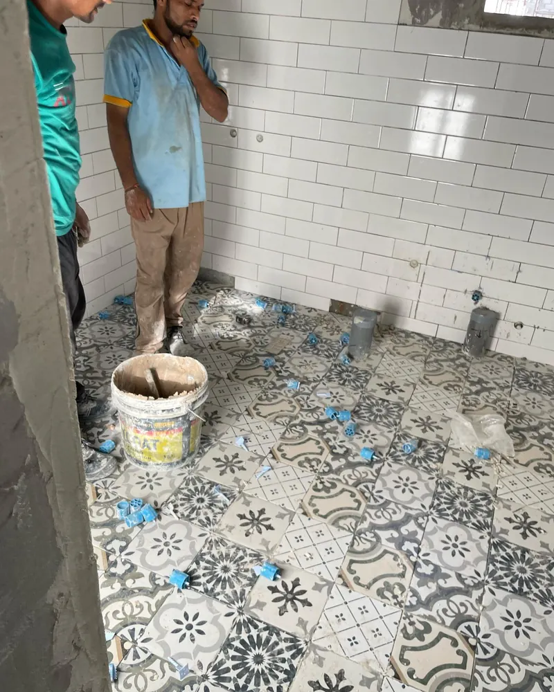 Floor tiling — Al Khawaneej