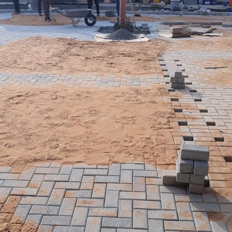 Forecourt interlock — Al Khawaneej — detail