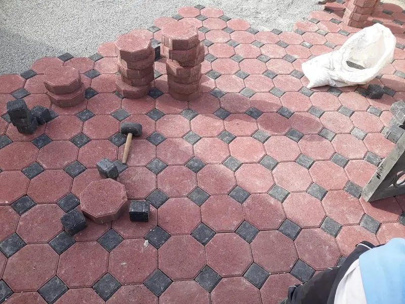 Villa interlock paving — Jumeirah