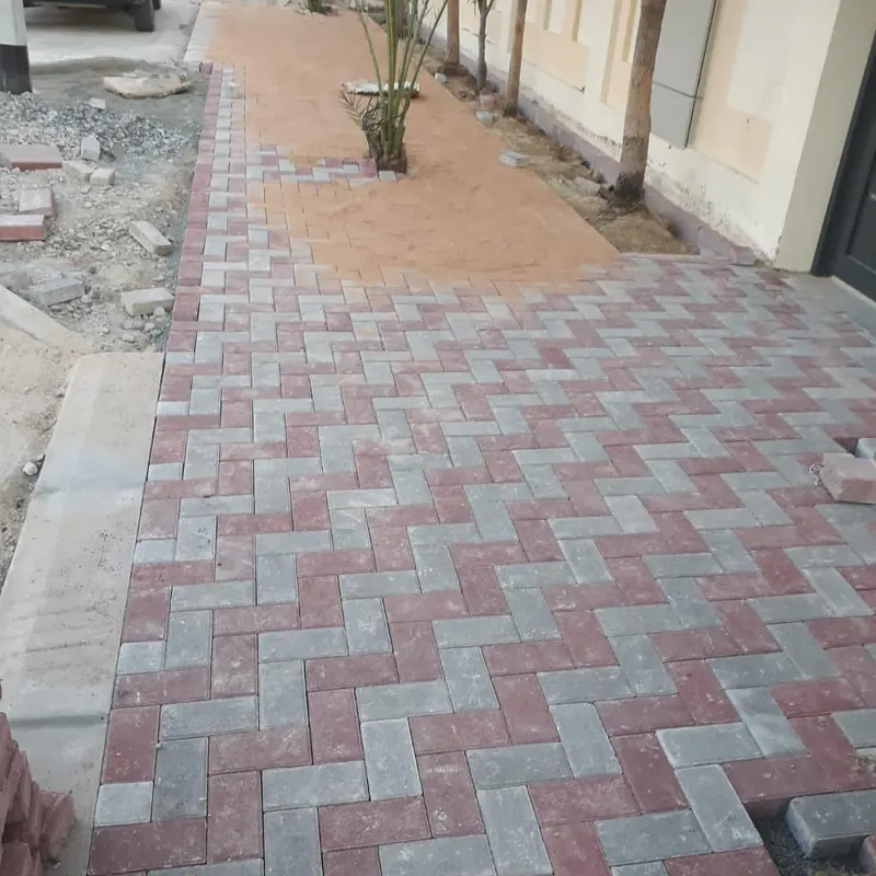Villa interlock paving — Al Khawaneej