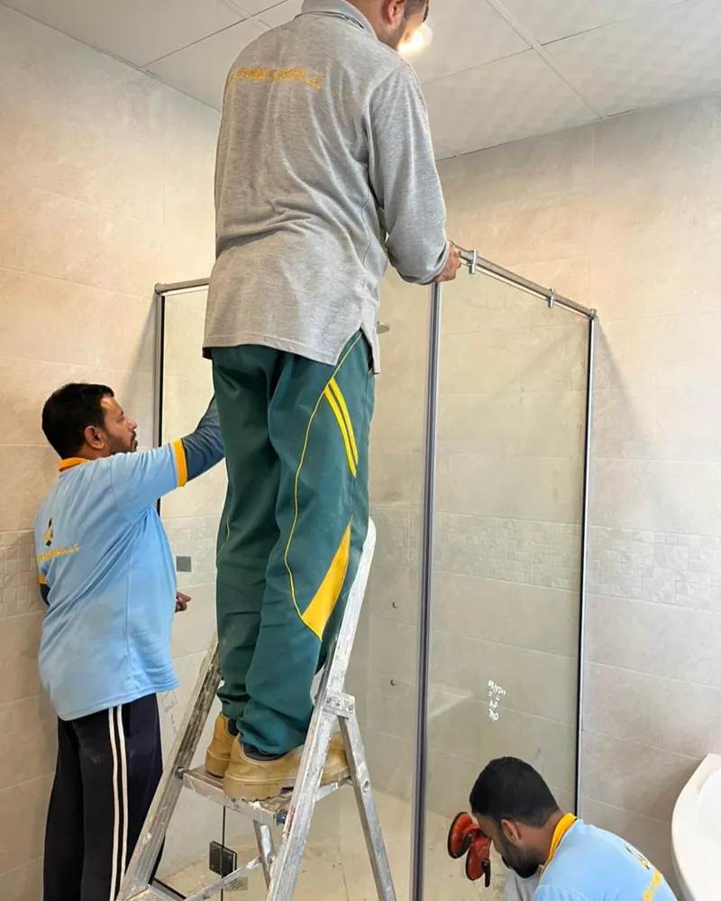 Shower glass enclosure — Al Barsha