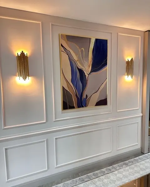 Wall moulding work — detail